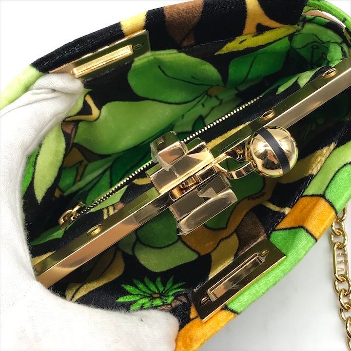 Fendi Items Peekaboo Click Velvet 2-Way Chain Shoulder Bag Green — view 8