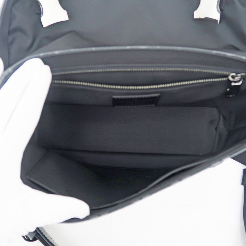 Louis Vuitton Messenger-voyage PM RFID Shoulder Bag Black — view 6