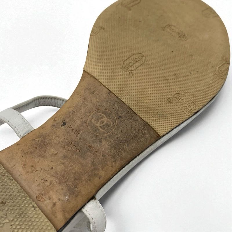 Chanel Sandals Shoes Leather White Gold Coco Mark Rhinestone Strap Thong — view 8