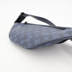 Louis Vuitton Bag Monogram Shadow Discovery Bum PM — view 3