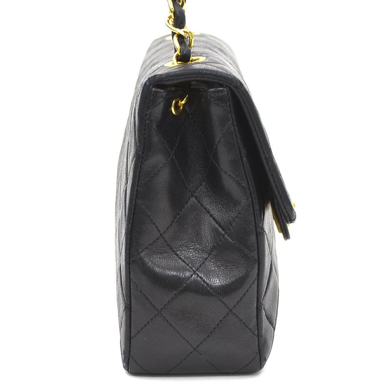 Chanel Shoulder Bag Quilted — view 2