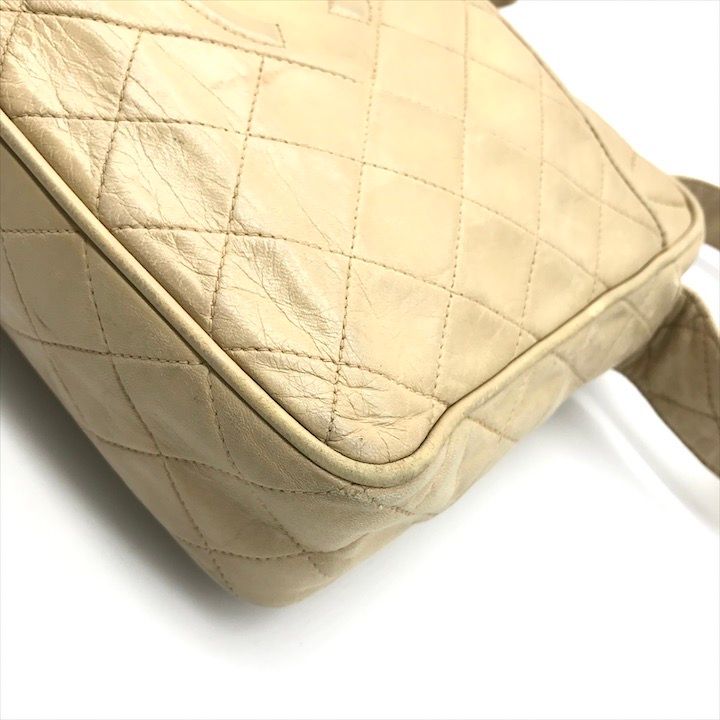 Chanel CC Logo Quilted Lambskin Fringe Shoulder Bag Beige Purse — view 4