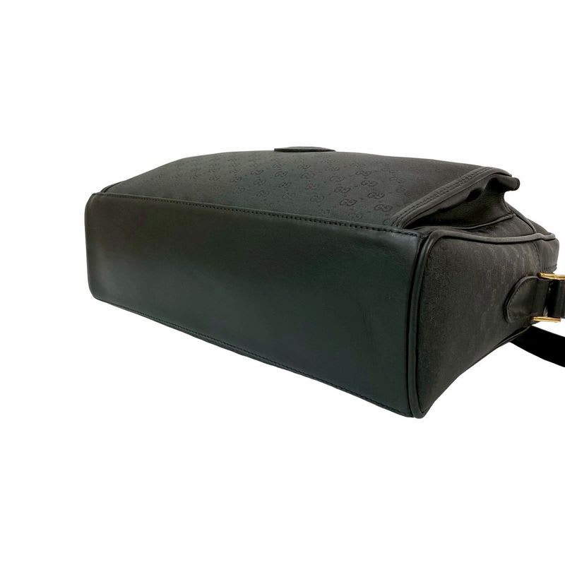 Gucci Vintage Micro GG Logo Leather Shoulder Bag — view 9