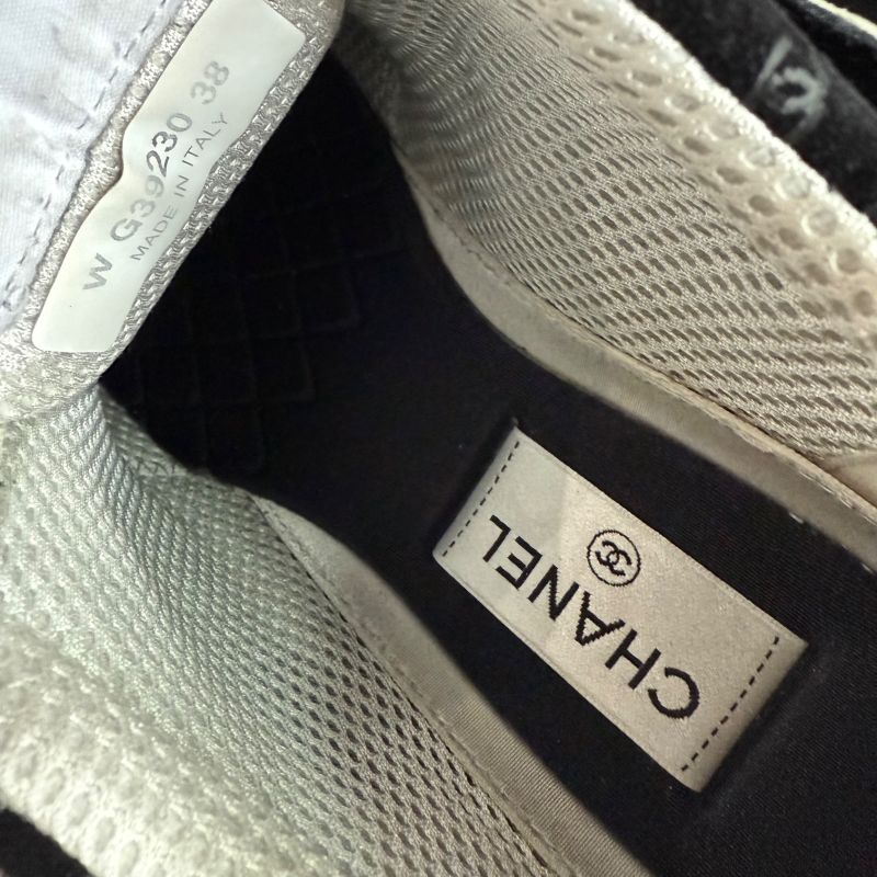 Chanel Coco Mark Sneakers Suede Mesh Logo Black White 38 — view 8