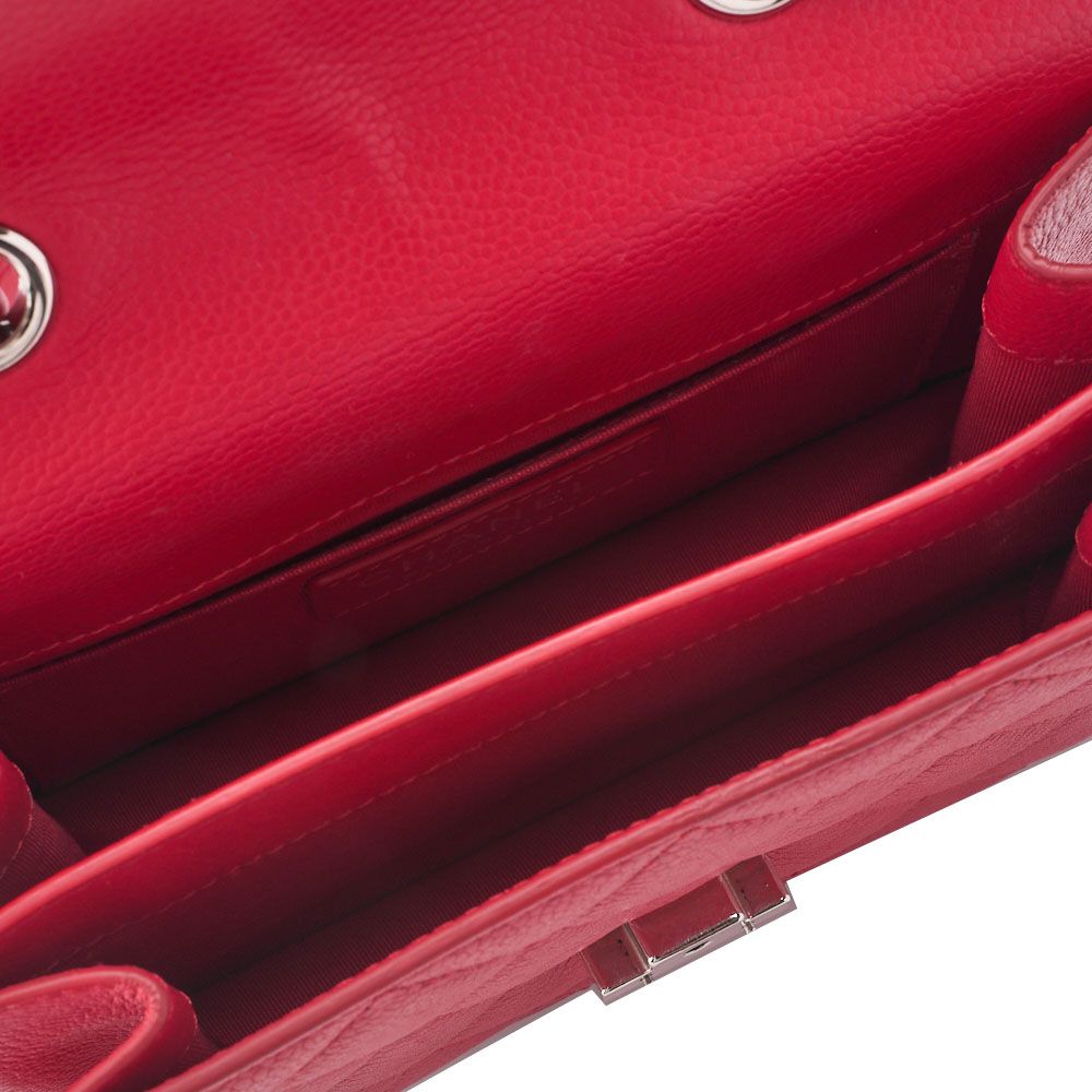 Chanel Quilted Coco Push Lock Chain Shoulder Caviar Leather Red — view 8