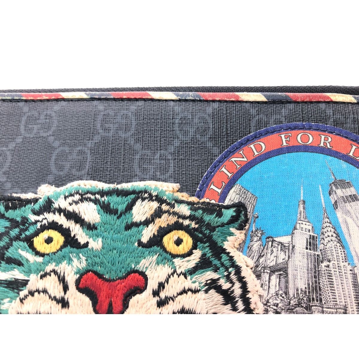 Gucci Clutch Bag GG Supreme Night Courier Taiga Patch — view 8