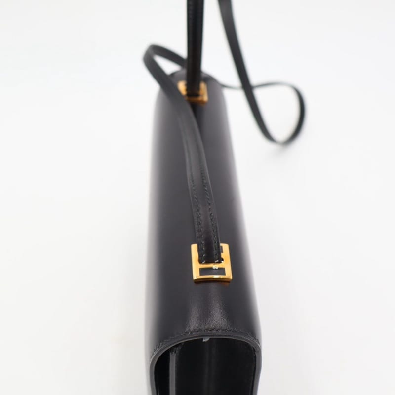 Hermes Vintage Leather Shoulder Bag — view 4