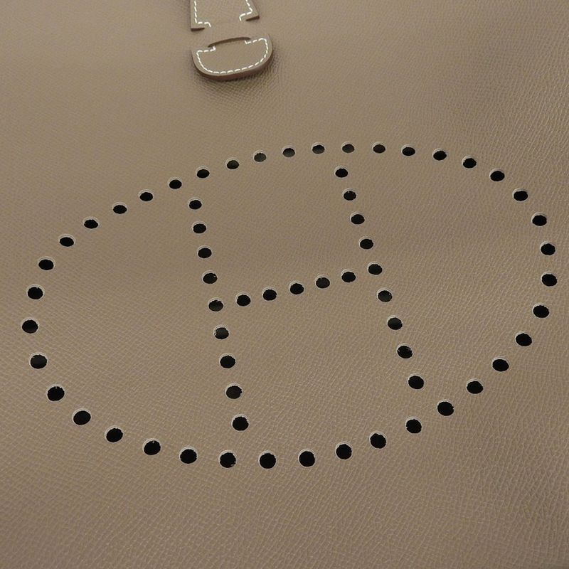 Hermes Evelyne III GM Shoulder Bag — view 4