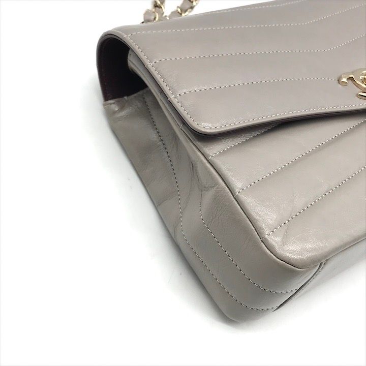 Chanel CC Logo Stitch Shiny Lambskin Turnlock Chain Shoulder Bag Gray — view 5