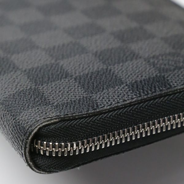 Louis Vuitton Damier Graphite Round Zipper Zippy — view 6