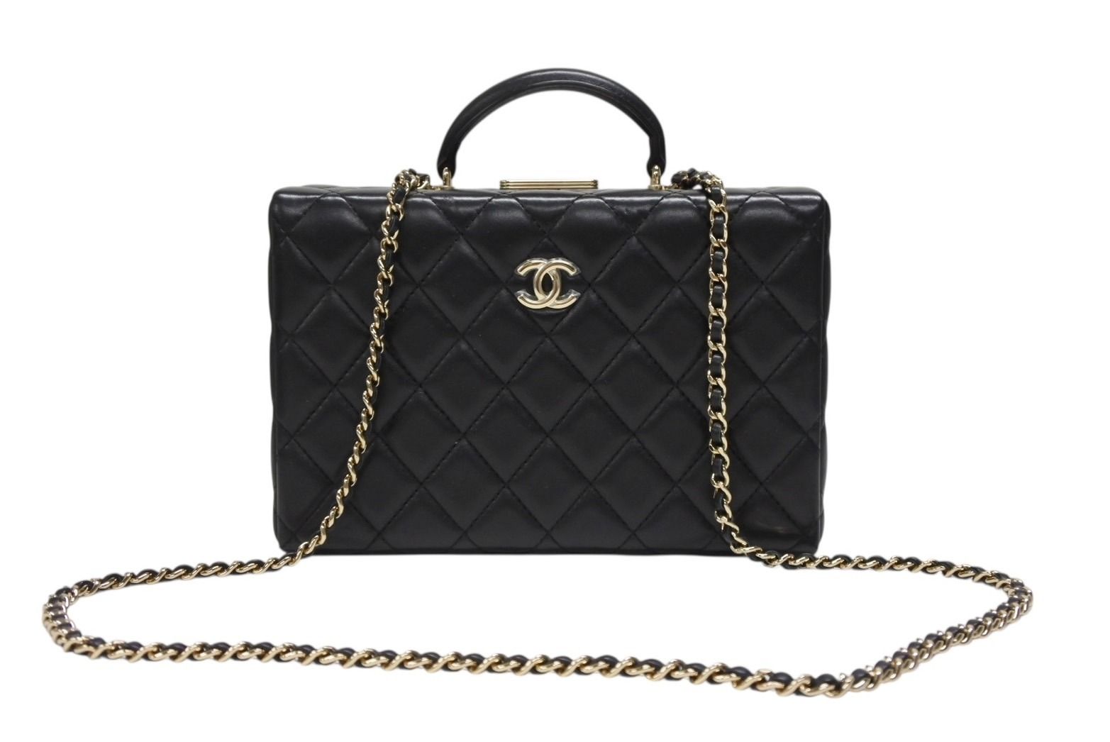 Chanel CC Logo Quilted Chain Shoulder Handbag Lambskin Black