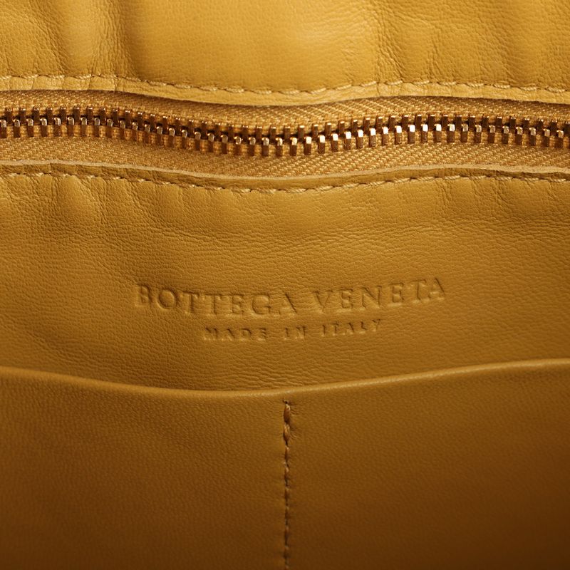 Bottega Veneta Shoulder Bag Butterscotch — view 9