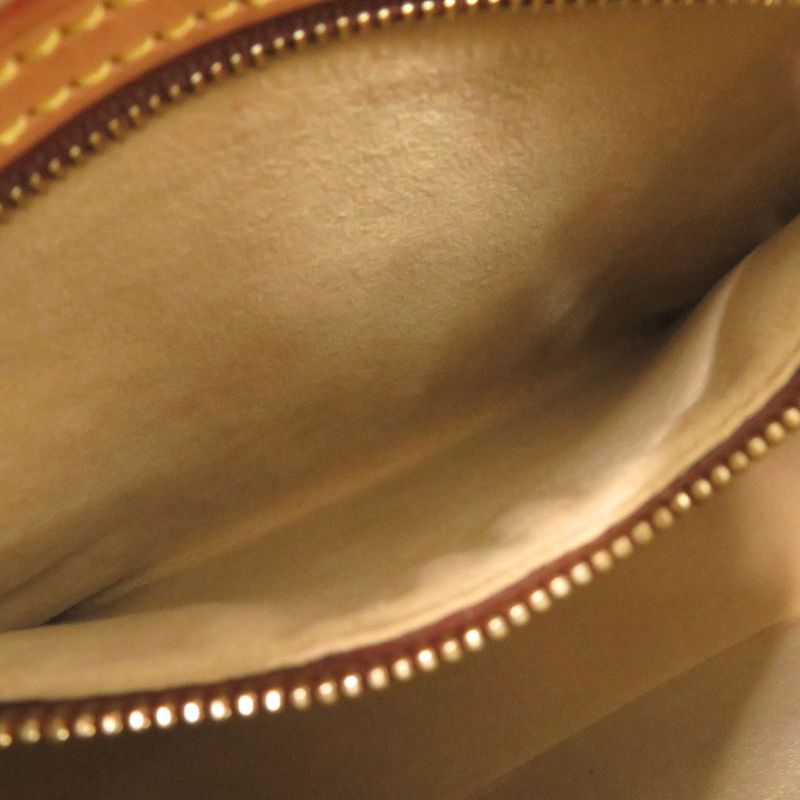 Louis Vuitton Looping MM Monogram Shoulder Bag 1482 — view 5