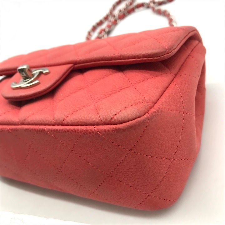Chanel CC Logo Turnlock Soft Caviar Mini Quilted Chain Shoulder Bag Pink — view 4