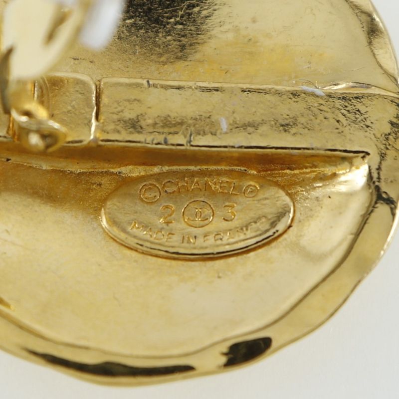 Chanel Coco Mark Quilted Vintage Gold Plated 23 41.9 g Earrings — view 7