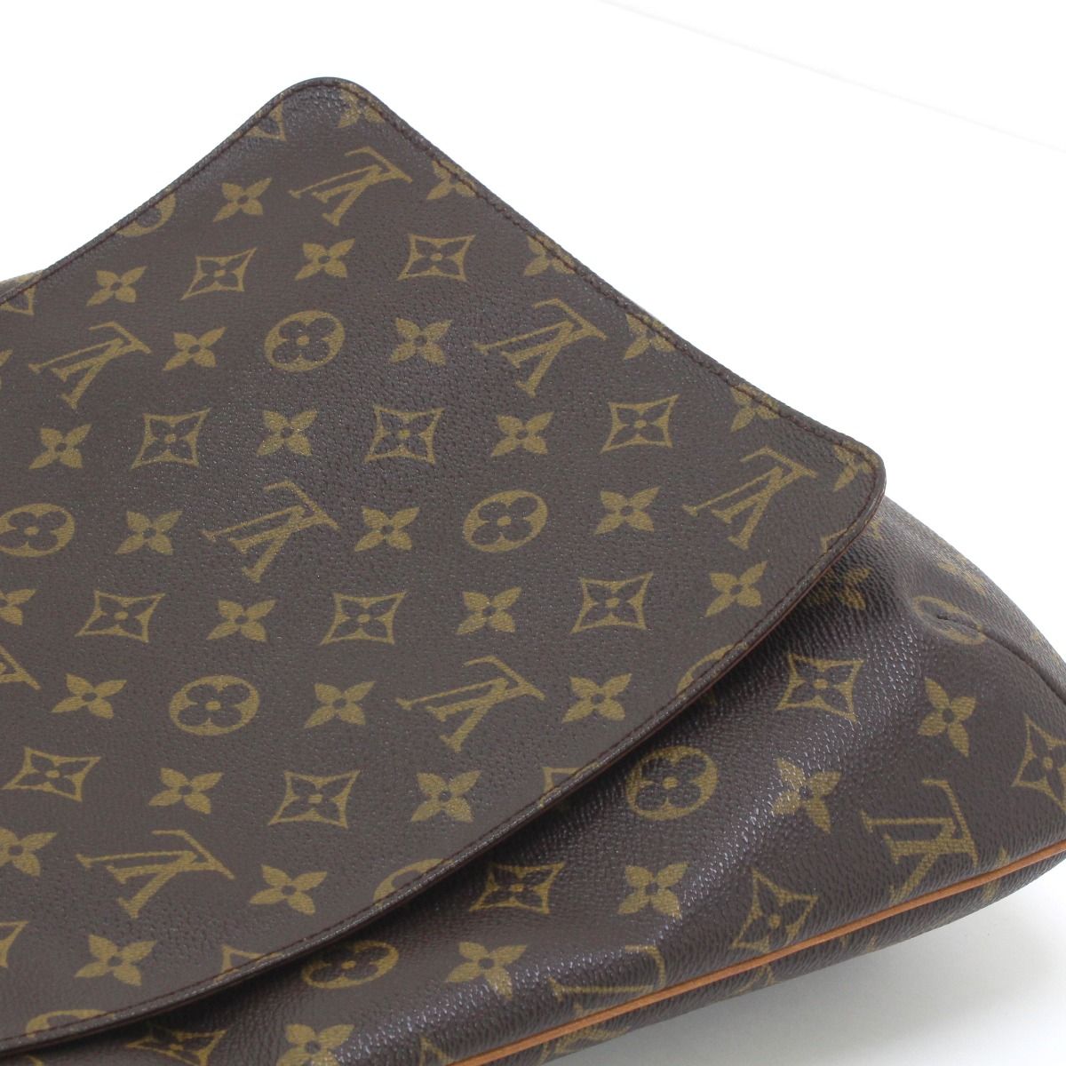 Louis Vuitton Monogram Musette Shoulder Bag — view 4
