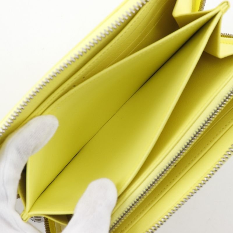 Louis Vuitton Zippy Wallet Coussin Lambskin Smiley Yellow Long — view 7