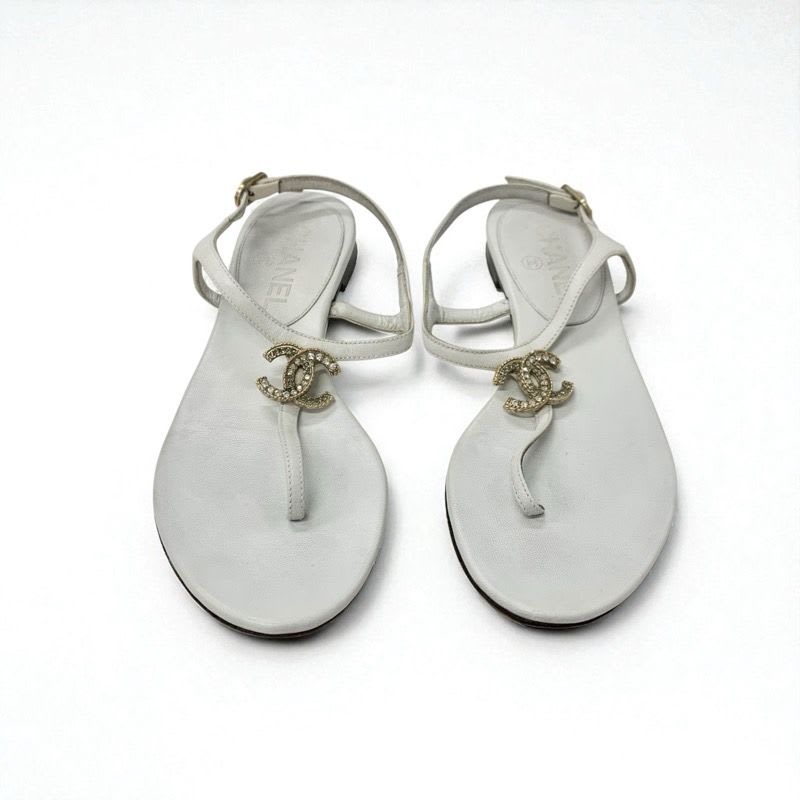 Chanel Sandals Shoes Leather White Gold Coco Mark Rhinestone Strap Thong — view 2