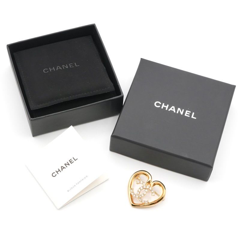 Chanel Brooch Corsage Gold Heart Rhinestone — view 8