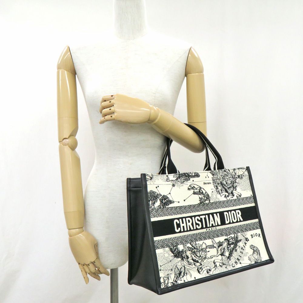 Dior Book Tote Medium M1324 Cetw White Black Embroidery Constellation — view 2