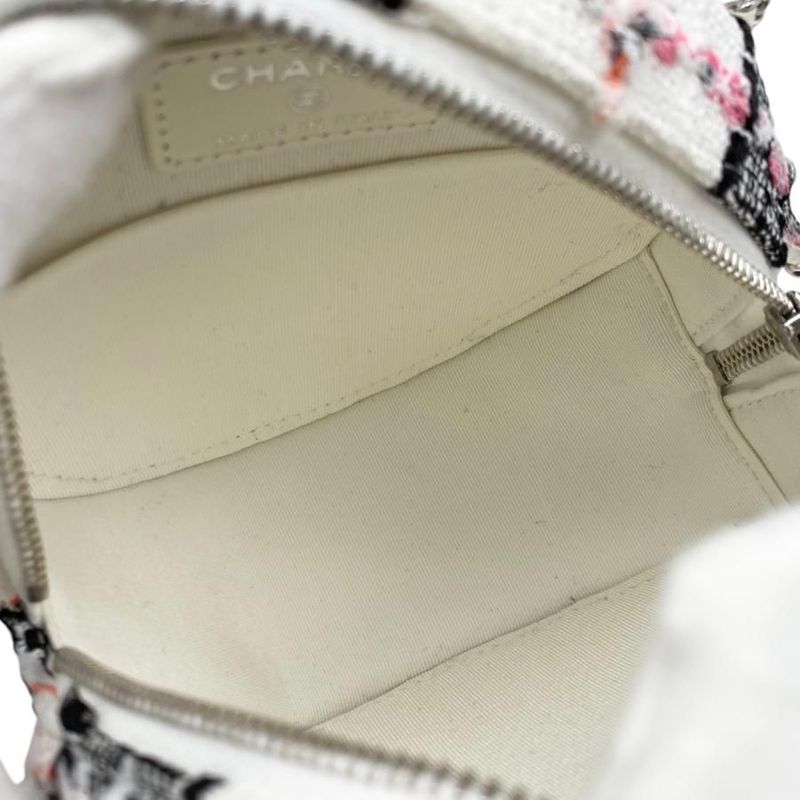 Chanel Shoulder Bag Round Mini Classic Chain Ap0245 Quilted Tweed — view 6