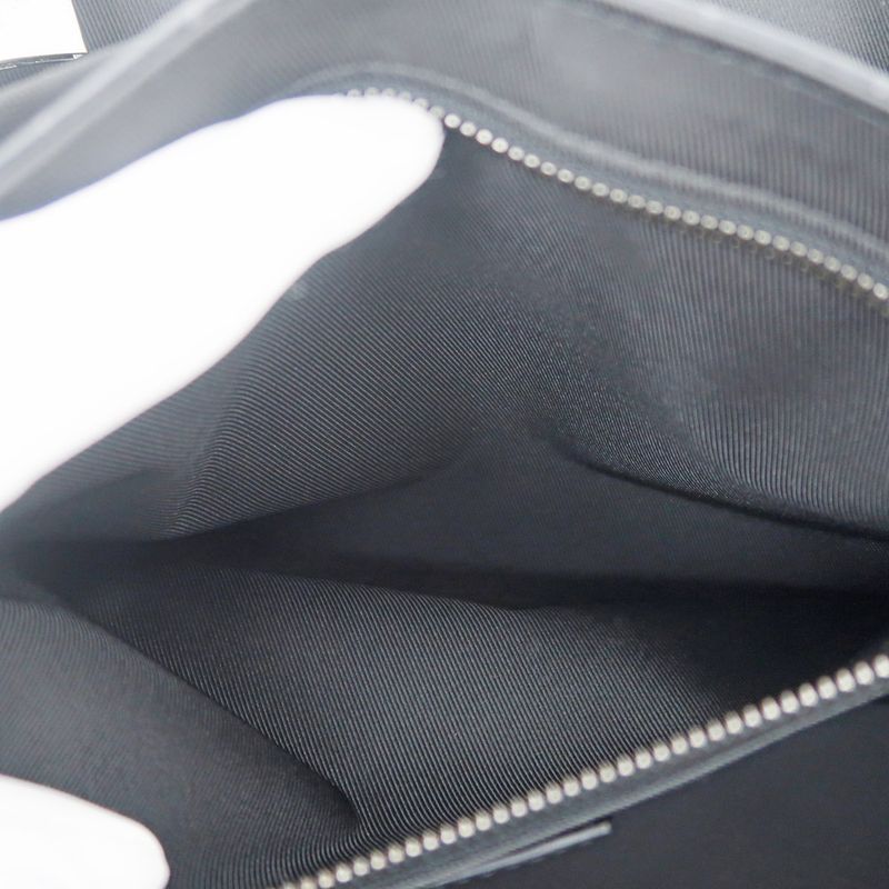 Louis Vuitton Messenger-voyage PM RFID Shoulder Bag Black — view 7