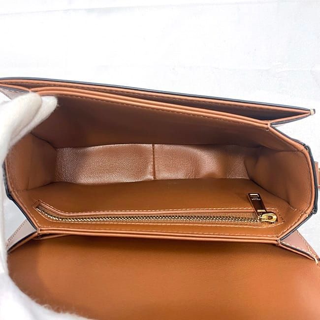 Celine Shoulder Bag White Brown Triomphe — view 8