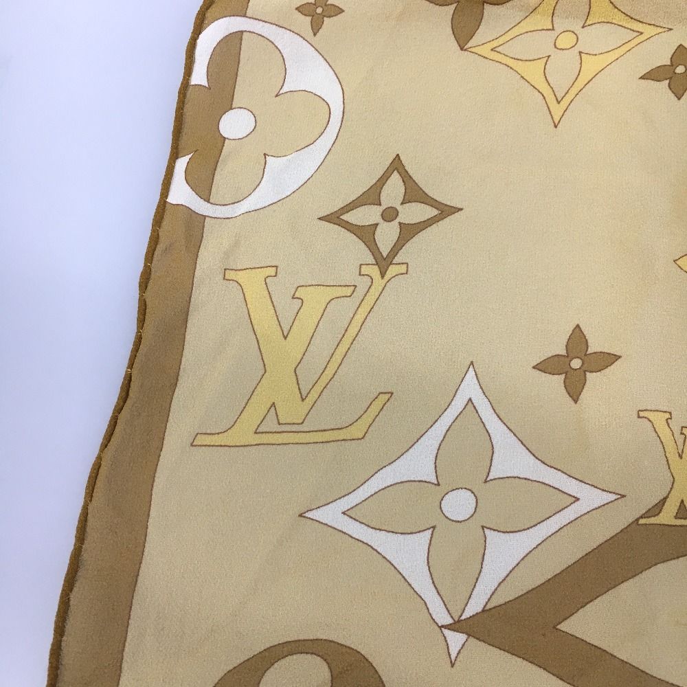 Louis Vuitton Scarf Monogram Pattern Beige — view 3