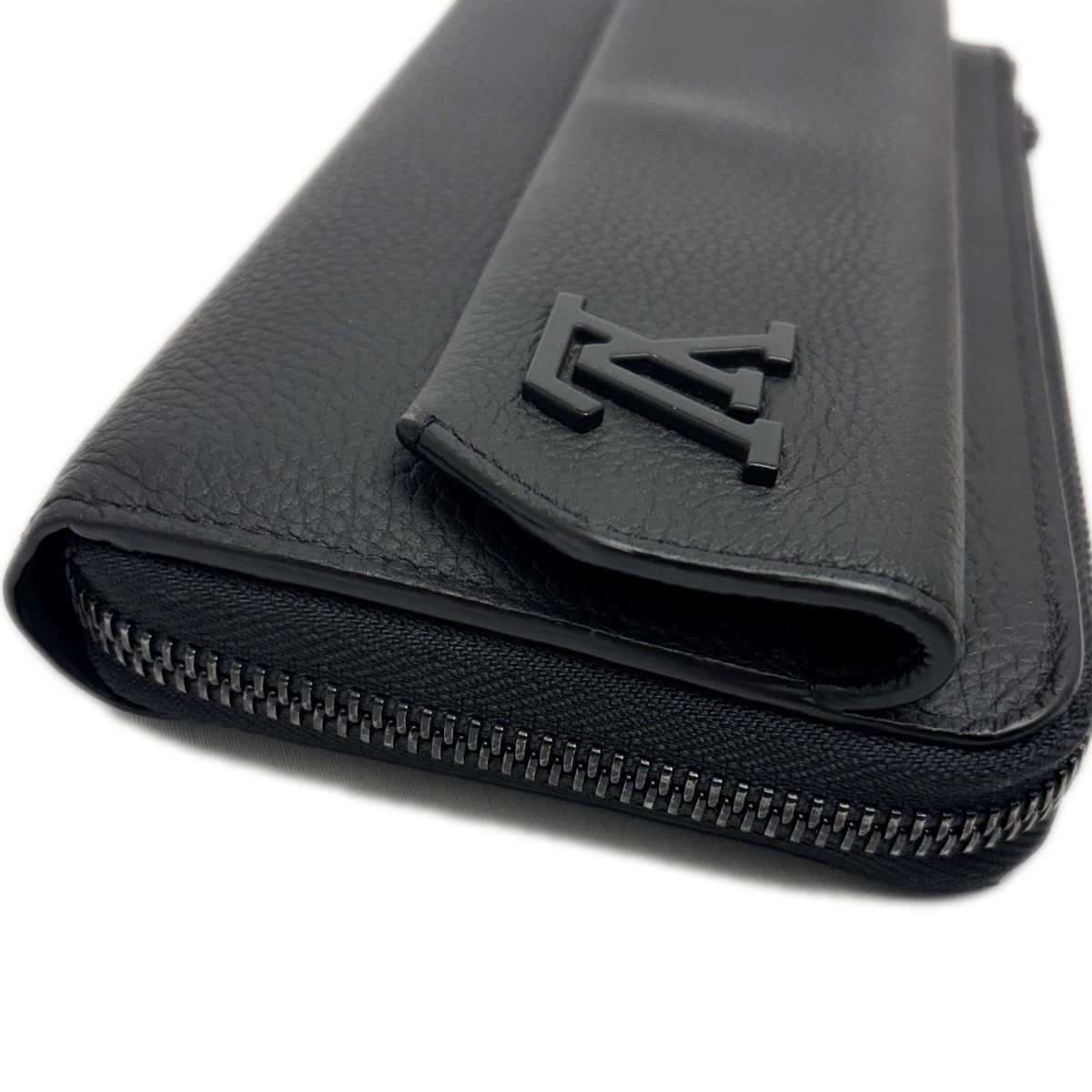 Louis Vuitton Wallet Aerogram Zippy Leather Black — view 9