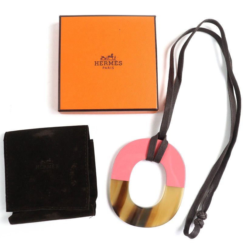 Hermes Ism Bicolor Pendant Necklace Buffalo Horn Lacquer Wood Beige Pink — view 3