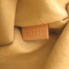Louis Vuitton Looping MM Monogram Shoulder Bag 1482 — view 8