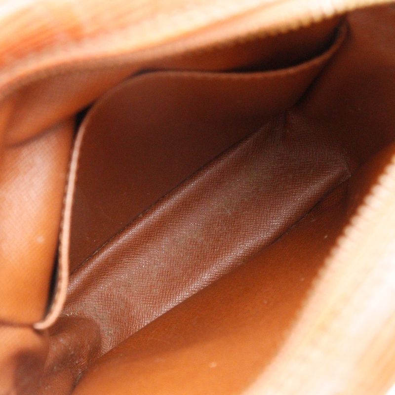 Louis Vuitton Danube Vintage Epi Leather Kenyan Brown Mi871 Shoulder Bag — view 5