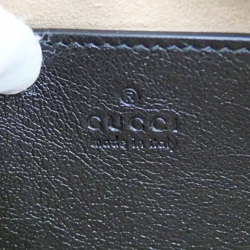 Gucci GG Marmont Shoulder Bag Beige Black Quilted Canvas — view 7