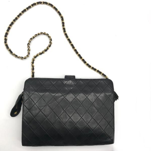 Chanel CC Logo Quilted Tassel Chain Tote Black — view 2