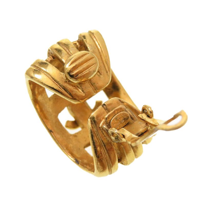 Chanel Coco Mark 96 P Metal Gold Earrings 0101 — view 4