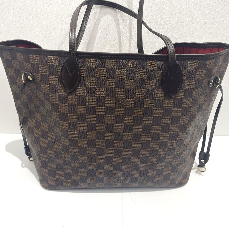 Louis Vuitton Damier Neverfull MM Leather Tote Shoulder Bag — view 3