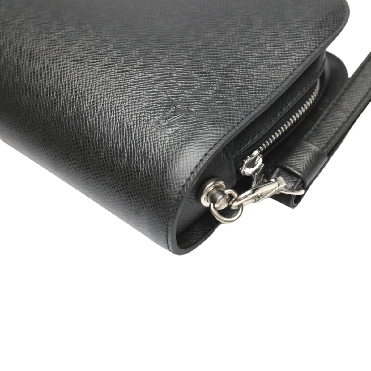 Louis Vuitton Taiga Second Bag Baikal Ardoise — view 8