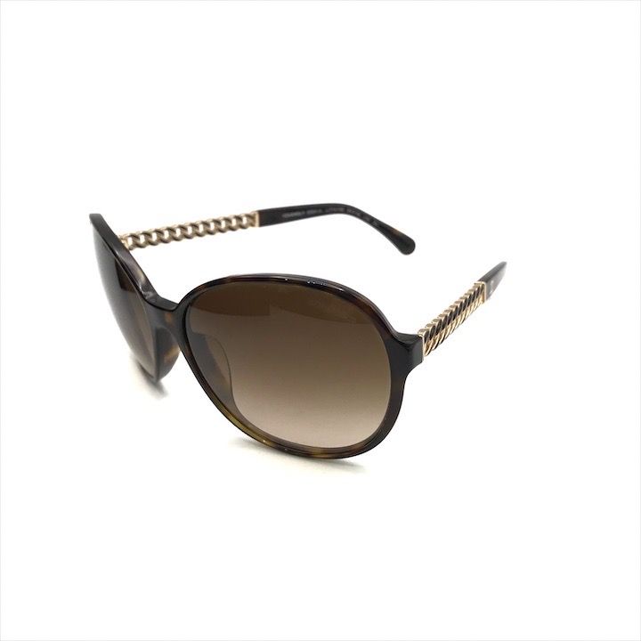 Chanel CC Logo Sunglasses Eyewear Tortoiseshell Pattern Chain Motif Brown — view 2