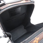 Louis Vuitton Shoulder Bag — view 7