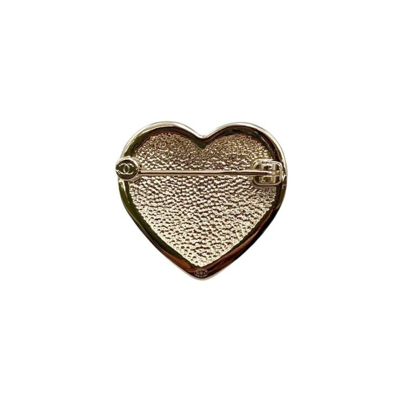 Chanel Brooch Heart Motif Ab9129 — view 3