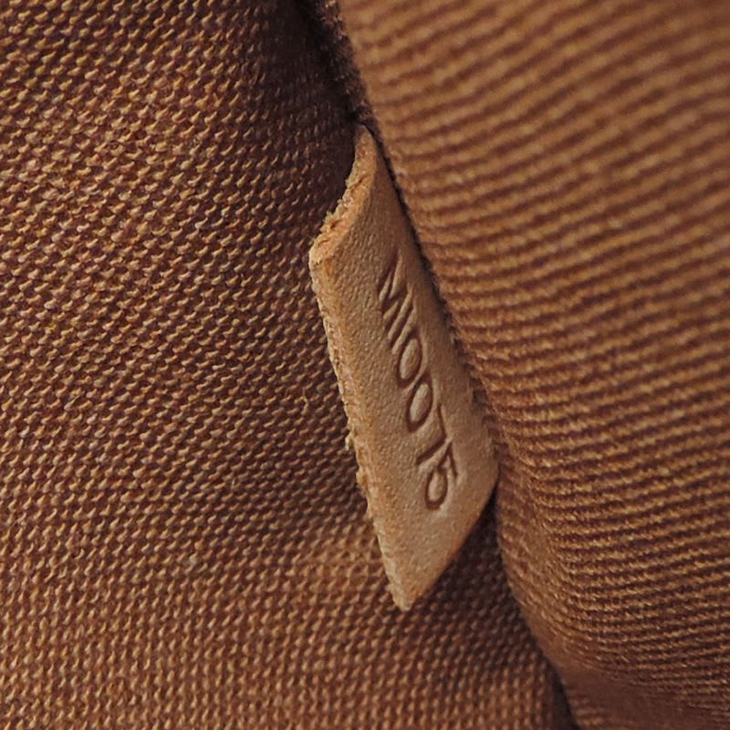 Louis Vuitton Shoulder Bag — view 9