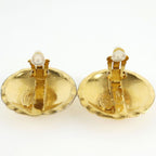 Chanel Coco Mark Quilted Vintage Gold Plated 23 42.5 g Earrings — view 5