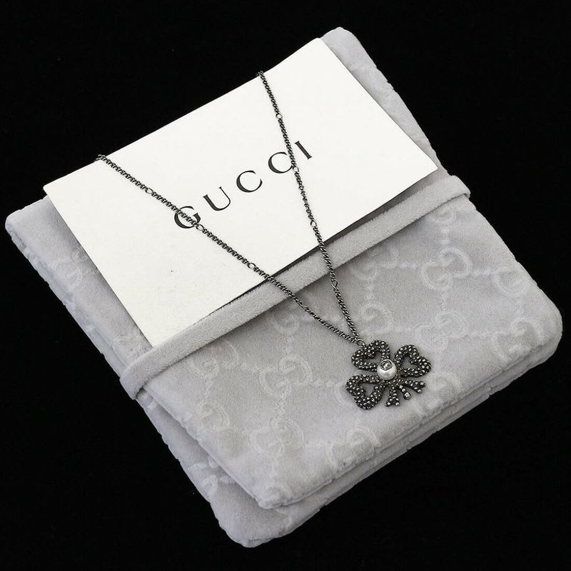 Gucci Clover Faux Pearl Design Necklace Pendant — view 8