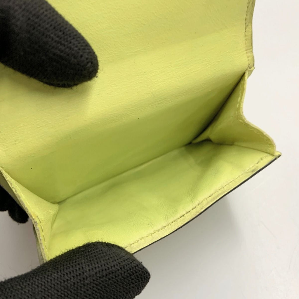 Louis Vuitton Yellow — view 6