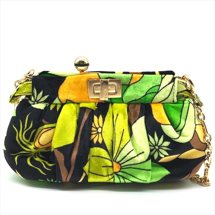 Fendi Items Peekaboo Click Velvet 2-Way Chain Shoulder Bag Green — view 3