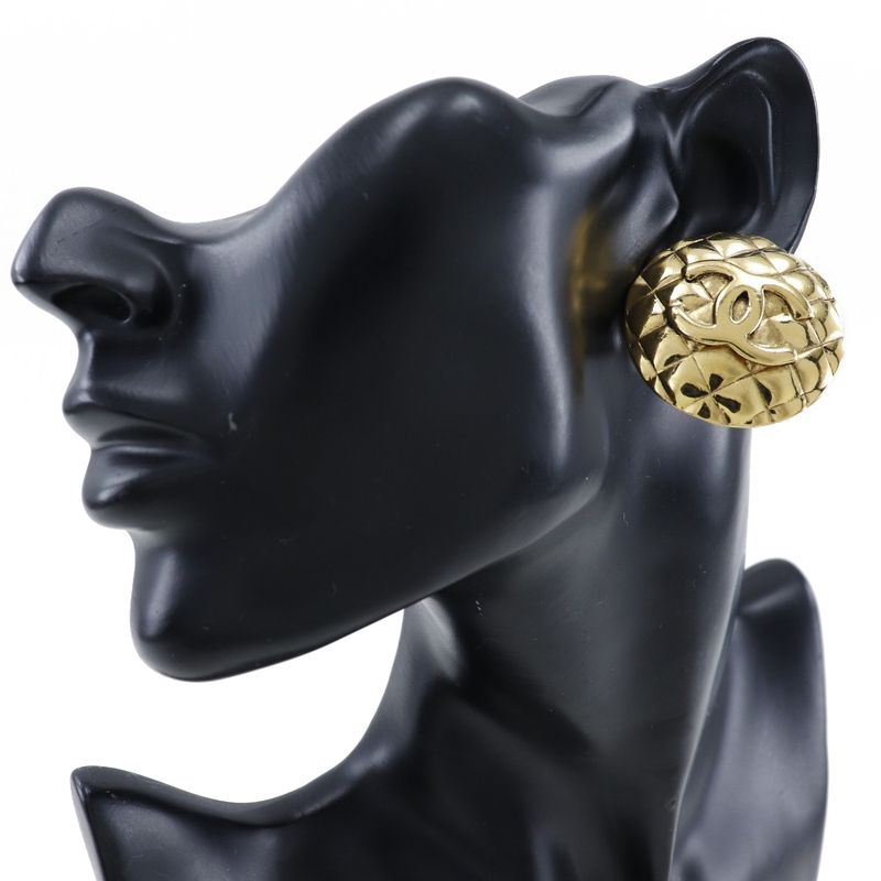 Chanel Coco Mark Quilted Vintage Gold Plated 23 41.9 g Earrings — view 3