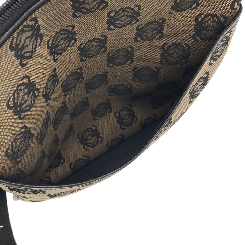 Loewe Anagram Canvas Shoulder Bag Beige Black — view 7