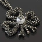 Gucci Clover Faux Pearl Design Necklace Pendant — view 4