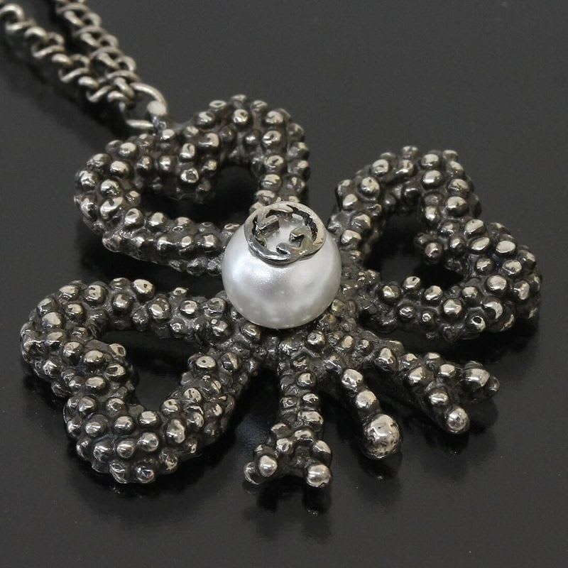 Gucci Clover Faux Pearl Design Necklace Pendant — view 4