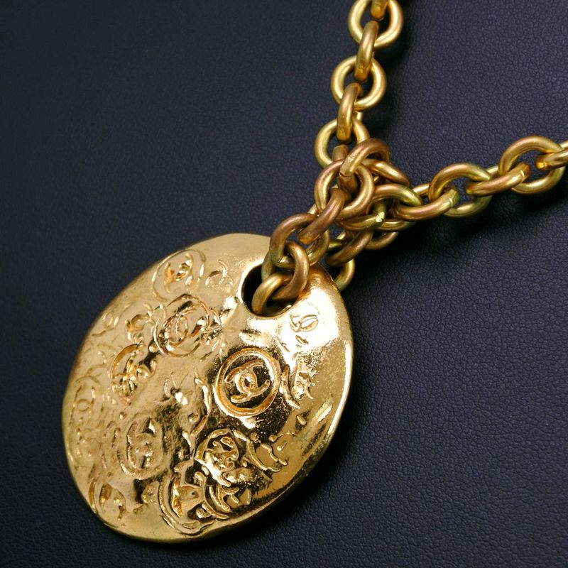 Chanel Coco Mark Gold Plated 93 P 110.4 g Necklace — view 4